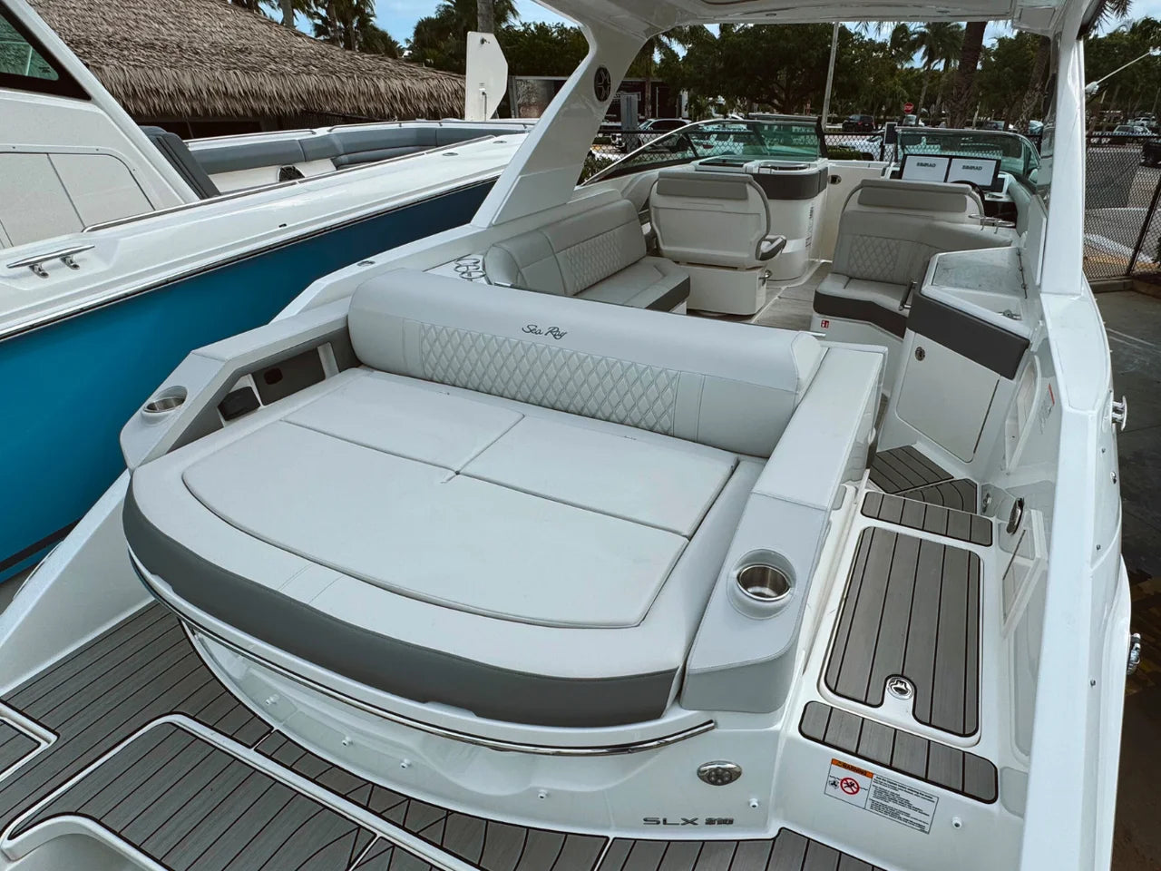 2026 Sea Ray SLX 310 Outboard 31.0 feet, Jupiter, Florida #2