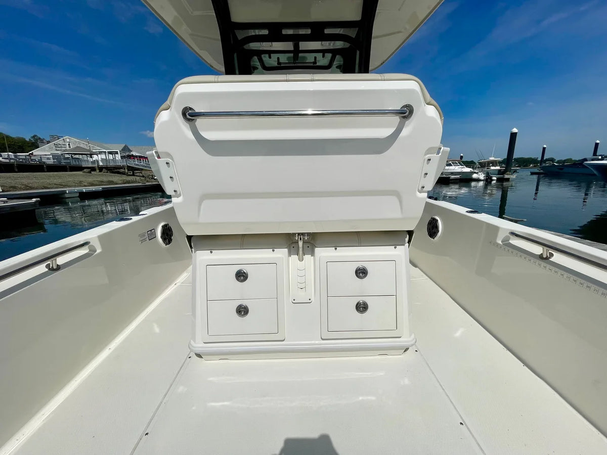 2023 Boston Whaler 280 DAUNTLESS 28.0 feet, Quincy, MA #9