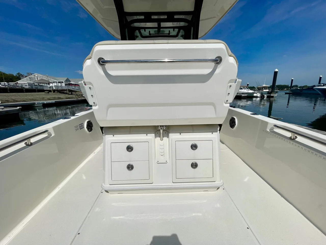 2023 Boston Whaler 280 DAUNTLESS 28.0 feet, Quincy, MA #10