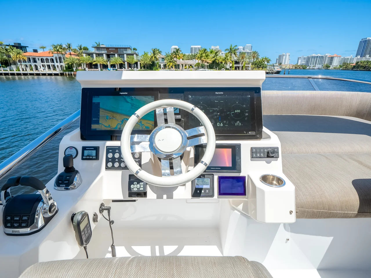 2021 Azimut FLY 50 50.0 feet, Pompano Beach, Florida #27