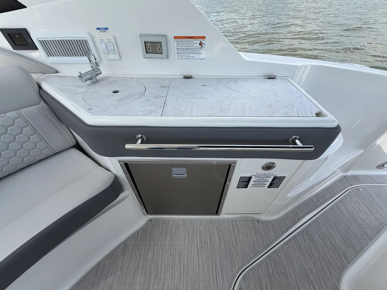 2026 Sea Ray Sundancer 320 Outboard 32.0 feet, Seabrook, TX #48