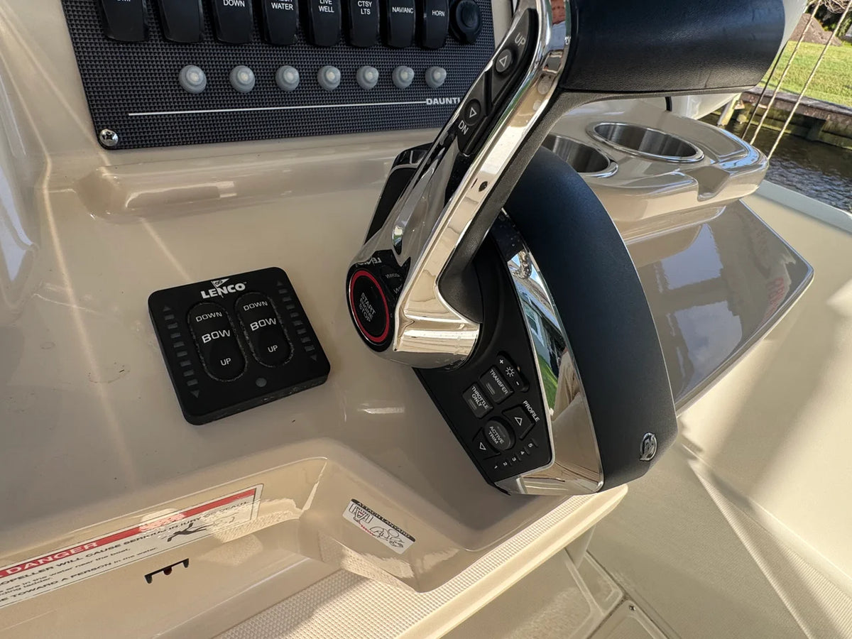 2024 Boston Whaler 250 DAUNTLESS 25.0 feet, Stuart, Florida #32