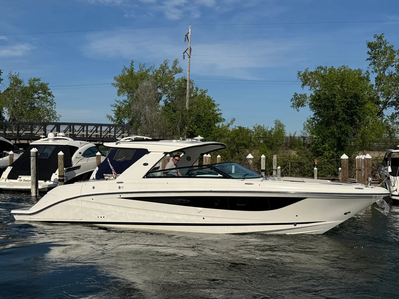 2023 Sea Ray 400 SLX 39.0 feet, Excelsior, Minnesota #1