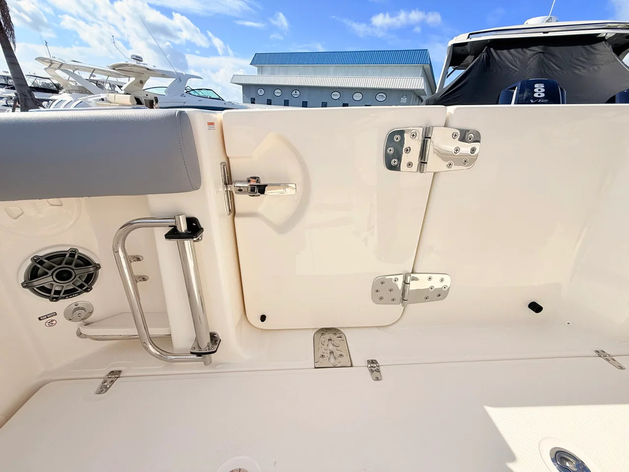2026 Boston Whaler 280 Outrage 28.0 feet, St Petersburg, FL #30