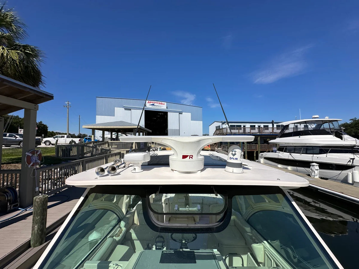 2020 Grady-White 330 EXPRESS 33.0 feet, Pensacola, Florida #7