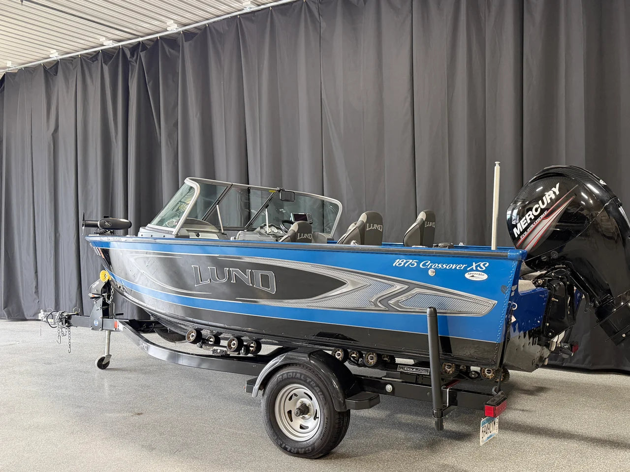 2017 Lund 1875 CROSSOVER XS 18.0 feet, Nisswa, Minnesota #4