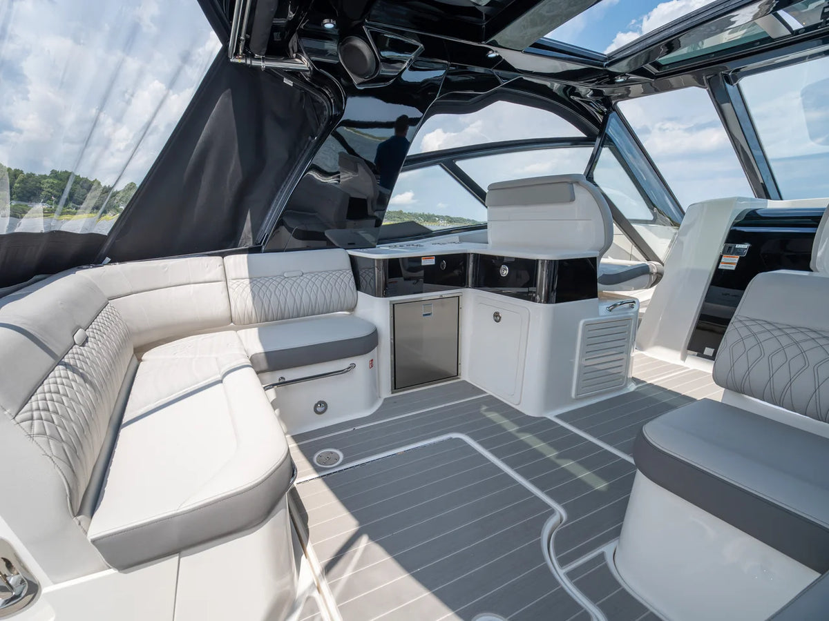 2026 Sea Ray Sundancer 370 Outboard 37.0 feet, Wrightsville Beach, North Carolina #13