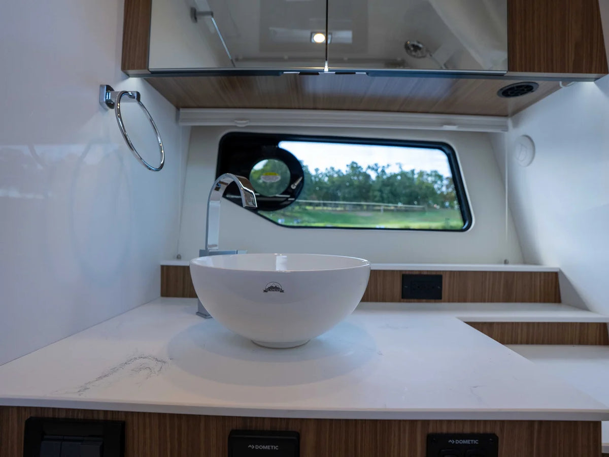 2027 Cruisers Yachts 42 GLS 42.0 feet, Lake Ozark, MO #65