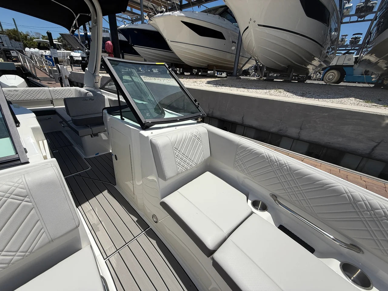 2026 Sea Ray SDX 270 Outboard 27.0 feet, Sarasota, FL #9