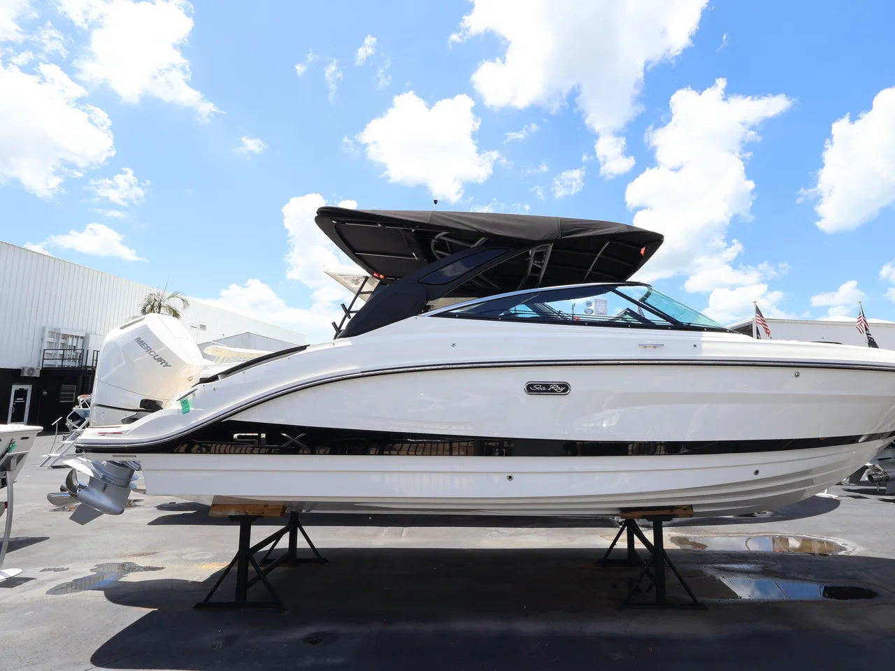 2027 Sea Ray SLX 260 Outboard 26.0 feet, Naples, Florida #1