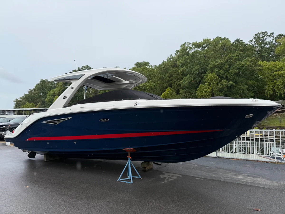 2027 Sea Ray SLX 310 31.0 feet, Osage Beach, MO #1