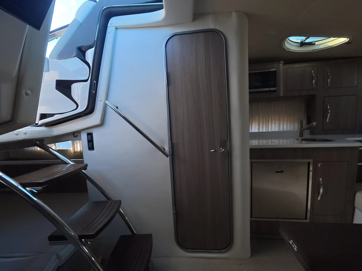 2022 Regal 33 XO 33.0 feet, Somers Point, New Jersey #31