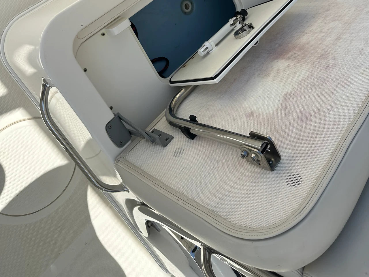 2018 Boston Whaler 230 VANTAGE 24.0 feet, Ocean View, NJ #11