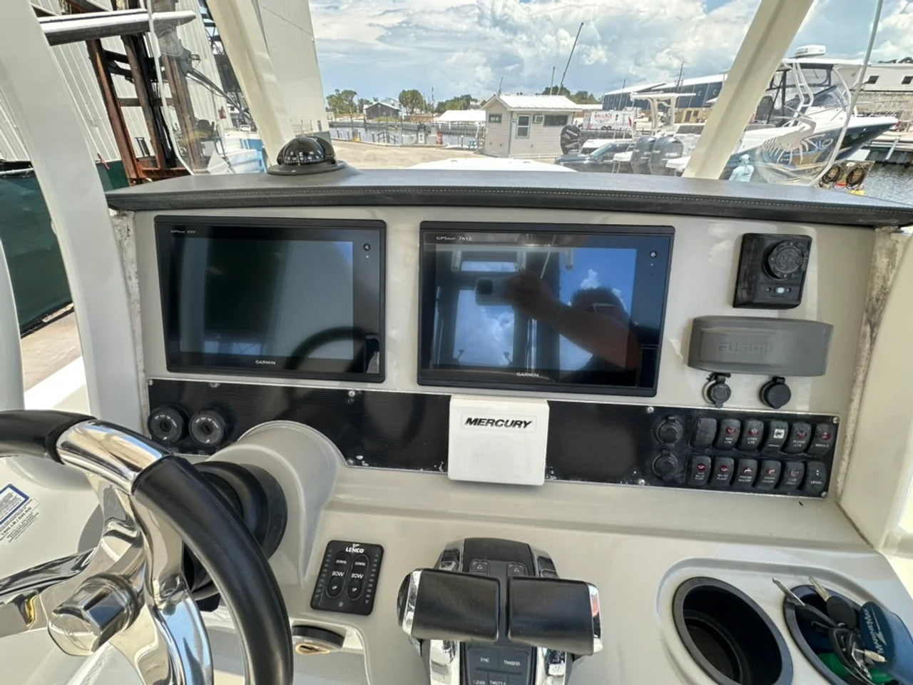 2015 Boston Whaler DAUNTLESS 270 27.0 feet, Clearwater, Florida #11