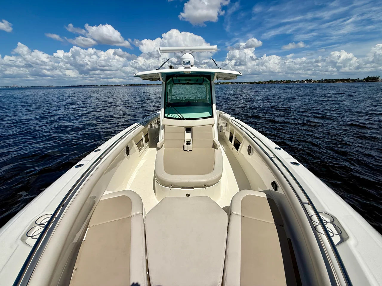 2022 Boston Whaler 350 OUTRAGE 35.0 feet, Fort Myers, FL #42