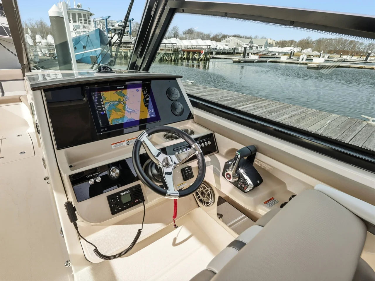 2026 Boston Whaler 330 Vantage 33.0 feet, Quincy, MA #18