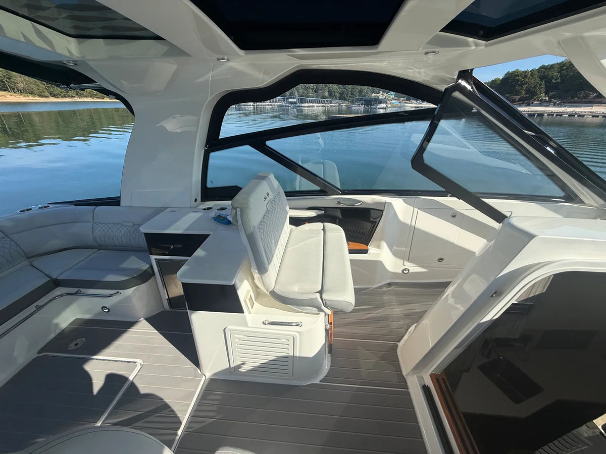2022 Sea Ray 370 SUNDANCER OUTBOARD 37.0 feet, Cumming, GA #42