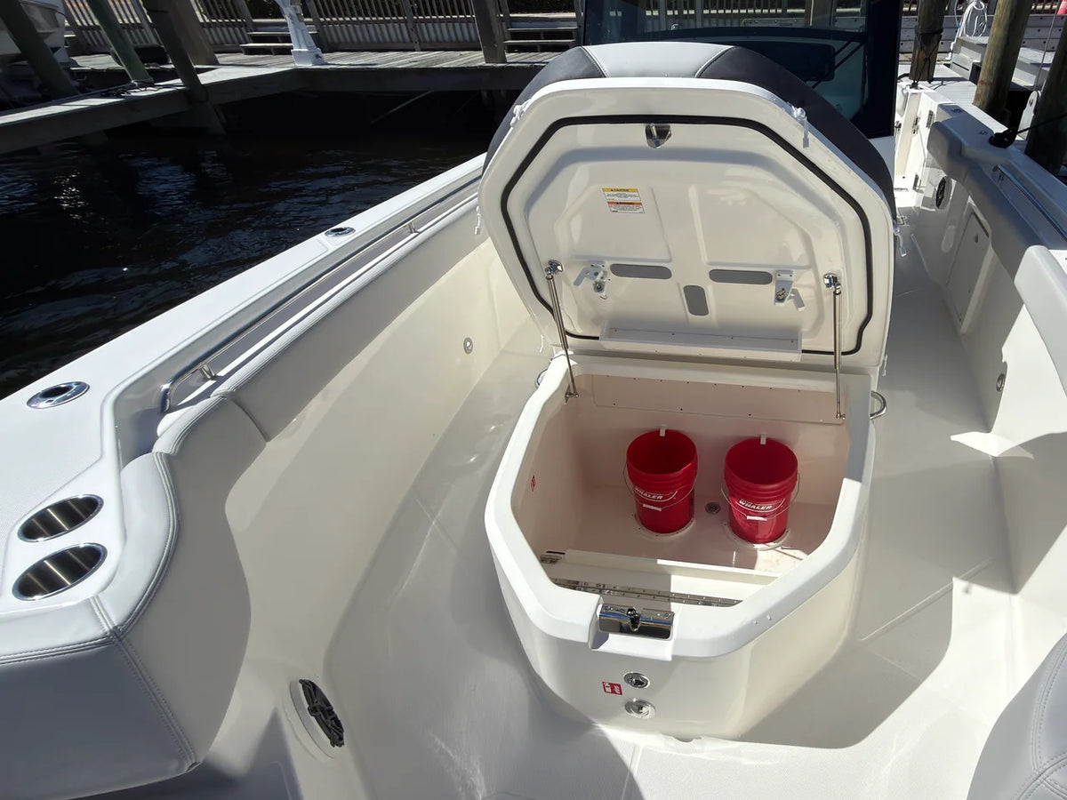 2027 Boston Whaler 330 Outrage 33.0 feet, Panama City, FL #16