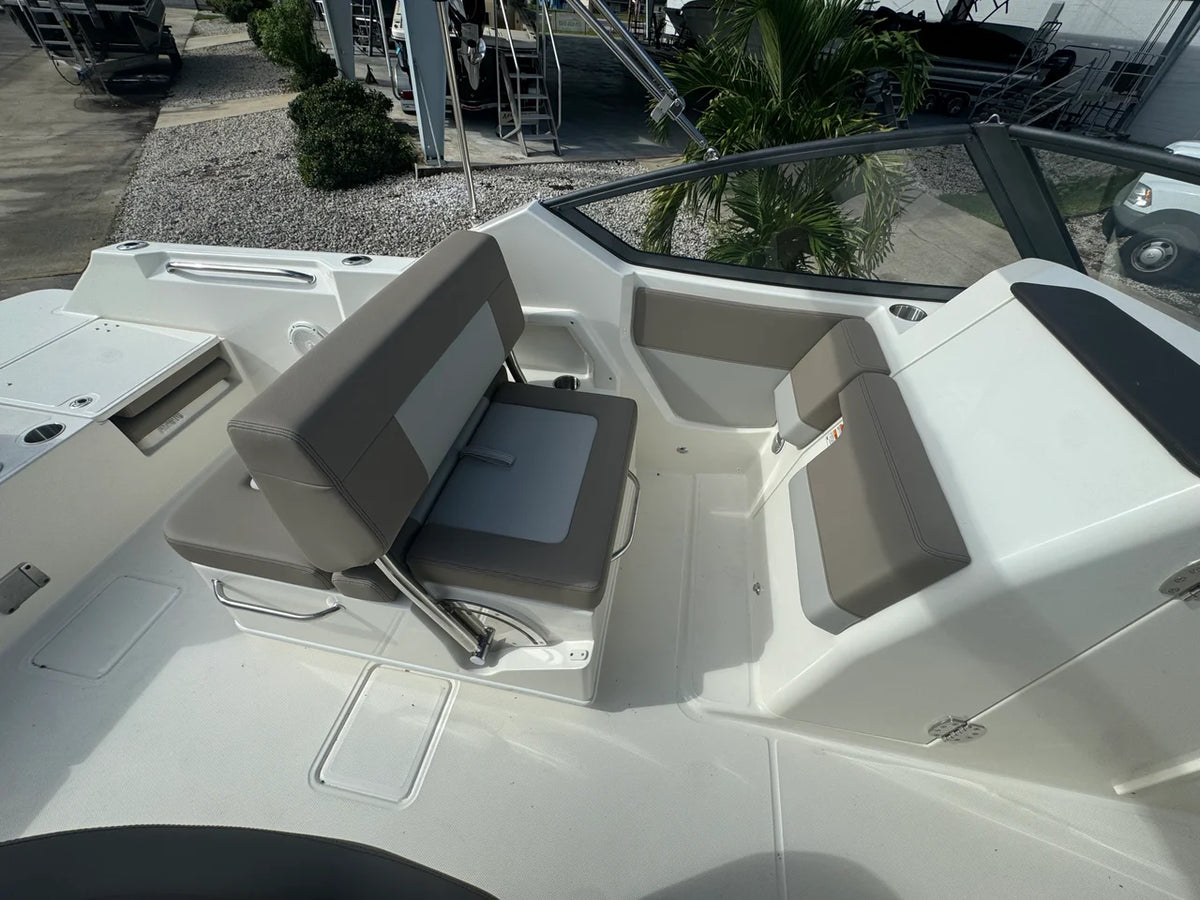 2026 Boston Whaler 210 Vantage 21.0 feet, Cocoa, Florida #19