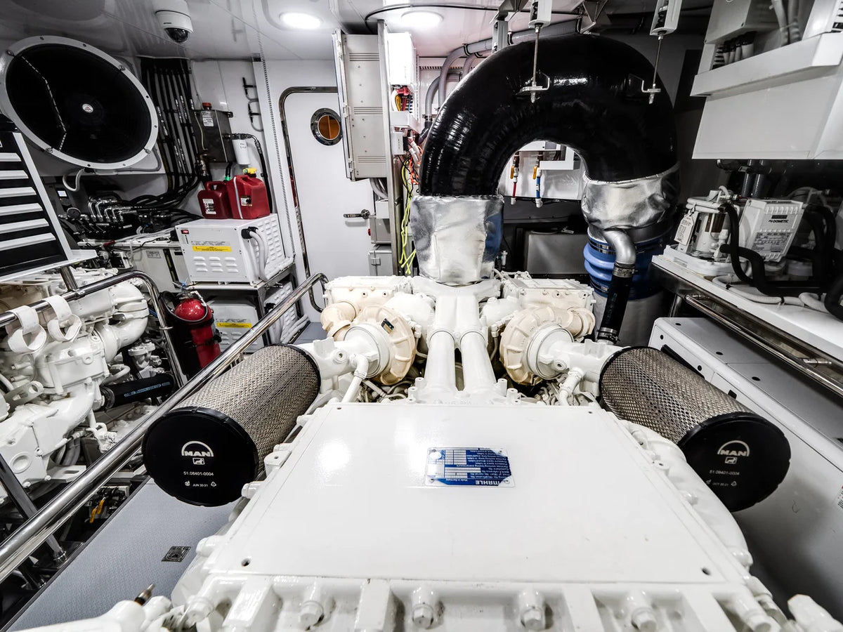 2023 Ocean Alexander 27R 88.0 feet, Ocean Reef, FL #139