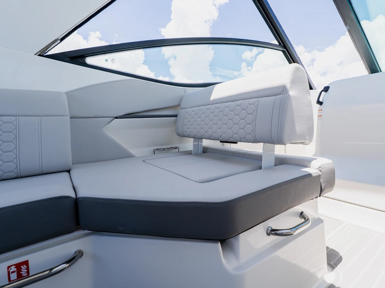 2027 Sea Ray Sundancer 320 Outboard 32.0 feet, Clearwater, Florida #81