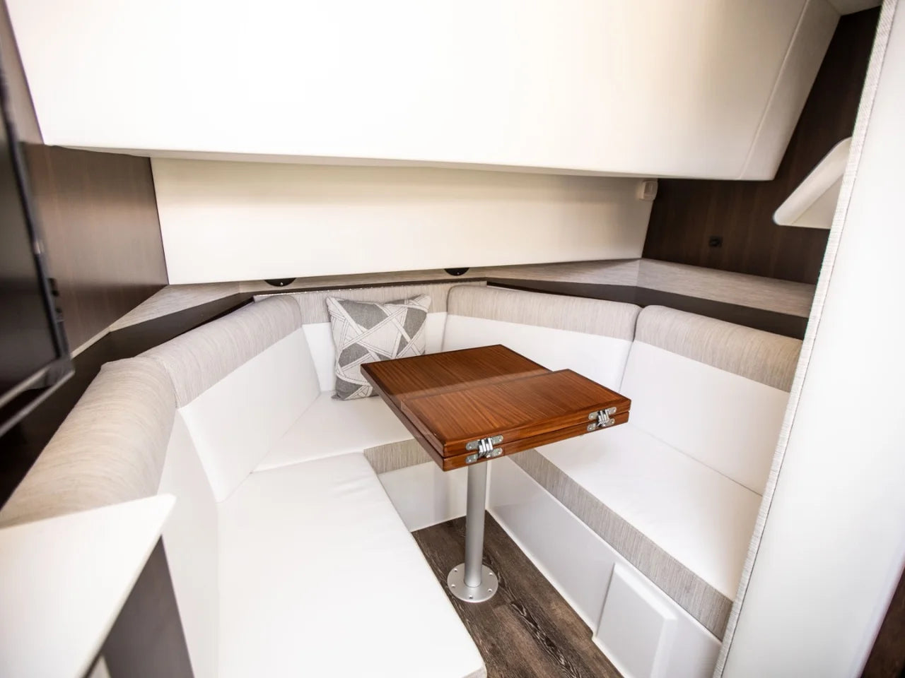 2024 Cruisers Yachts 38 GLS-OB SB 38.0 feet, Clearwater, Florida #62