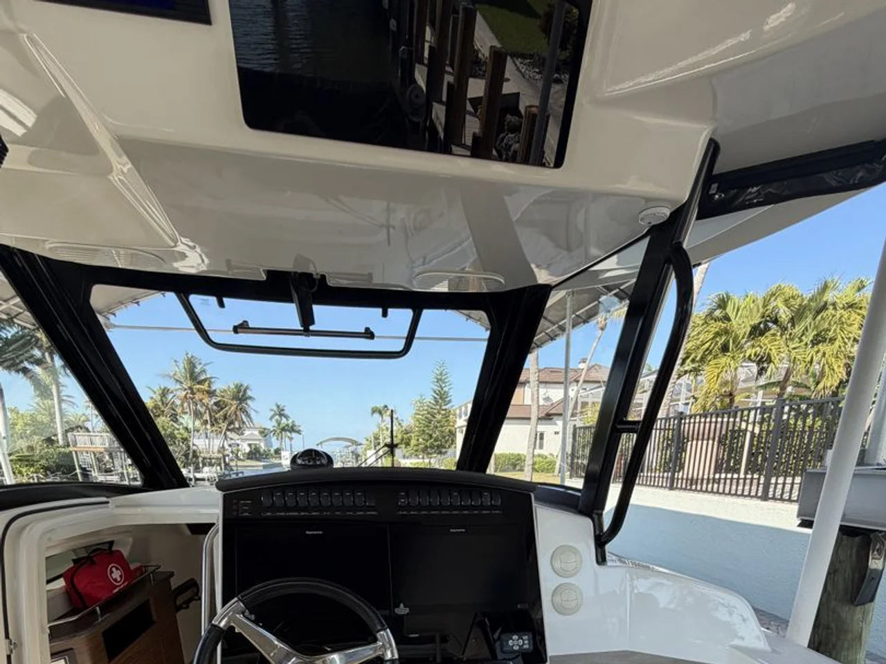 2023 Boston Whaler 350 REALM 35.0 feet, Fort Myers, FL #13