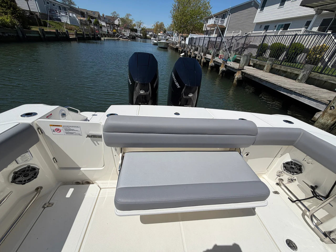 2024 Boston Whaler 330 OUTRAGE 33.0 feet, Huntington, NY #40