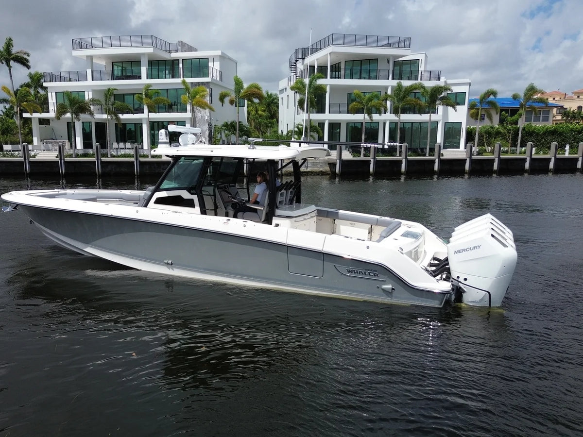 2027 Boston Whaler 380 Outrage 38.0 feet, Pompano Beach, Florida #6
