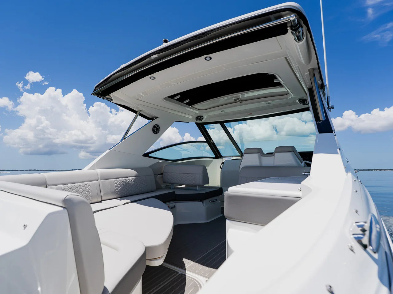 2027 Sea Ray Sundancer 320 Outboard 32.0 feet, Clearwater, Florida #28
