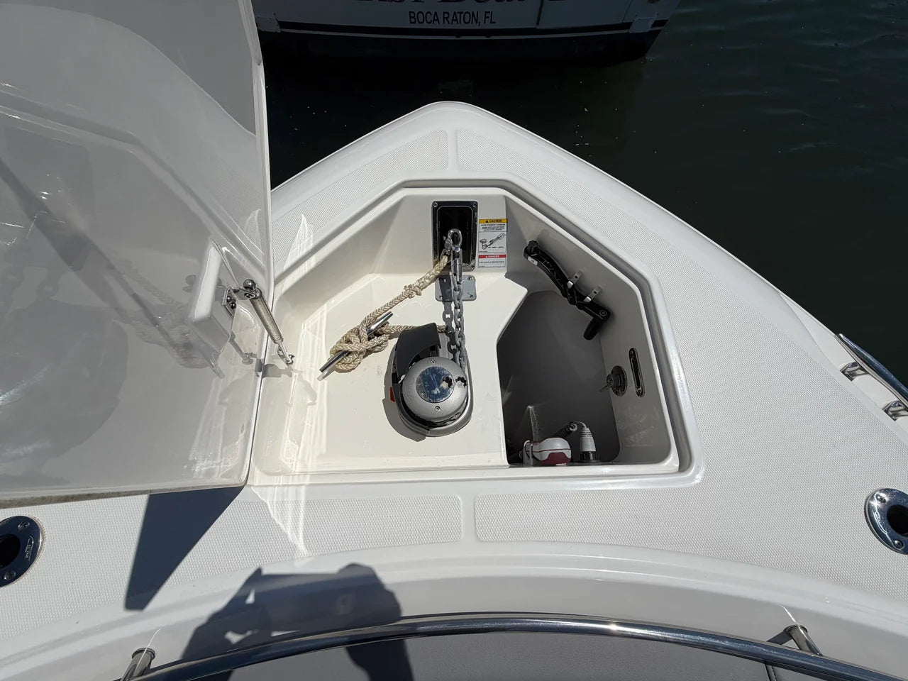 2024 Boston Whaler 330 OUTRAGE 33.0 feet, Huntington, NY #42