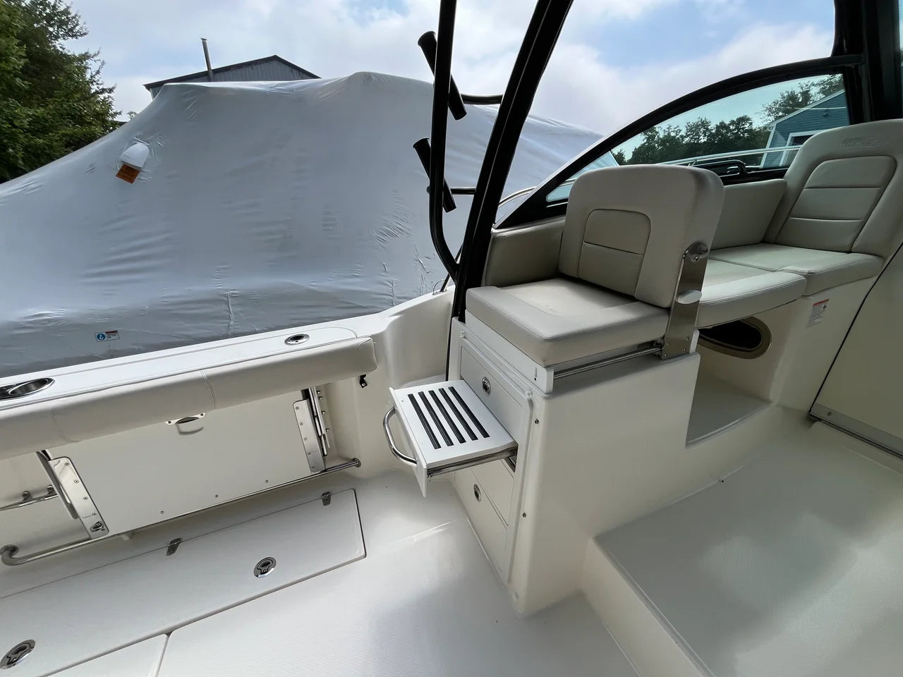 2027 Boston Whaler 285 Conquest 28.0 feet, Wakefield, RI #9