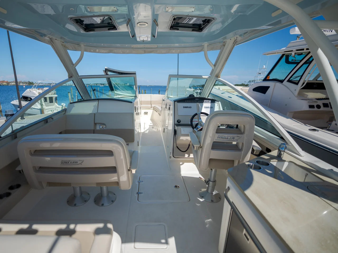 2025 Boston Whaler VANTAGE 320 33.0 feet, Panama City Beach, Florida #9