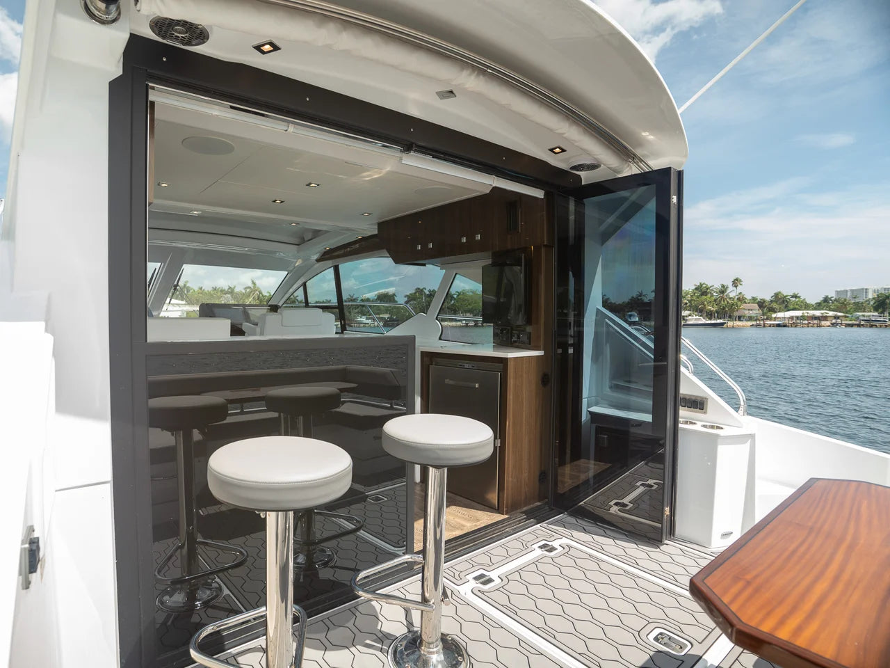 2023 Cruisers Yachts 50 C 50.0 feet, Miami, FL #45