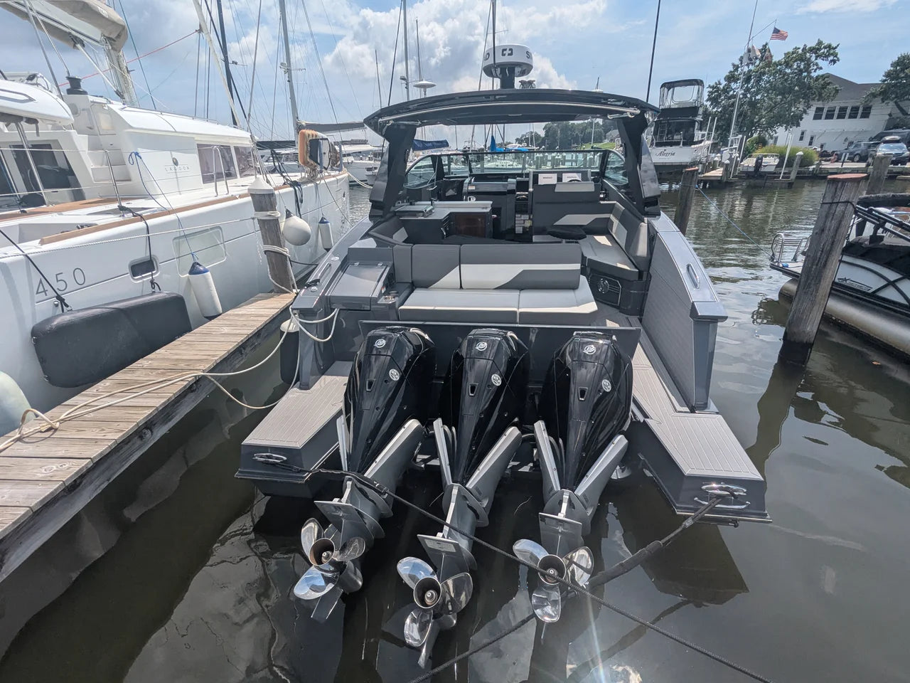2024 Cruisers Yachts 38 GLS-OB 38.0 feet, Grasonville, MD #9