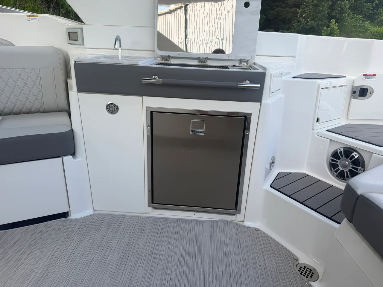 2025 Sea Ray SLX 350 35.0 feet, Lake Ozark, MO #21