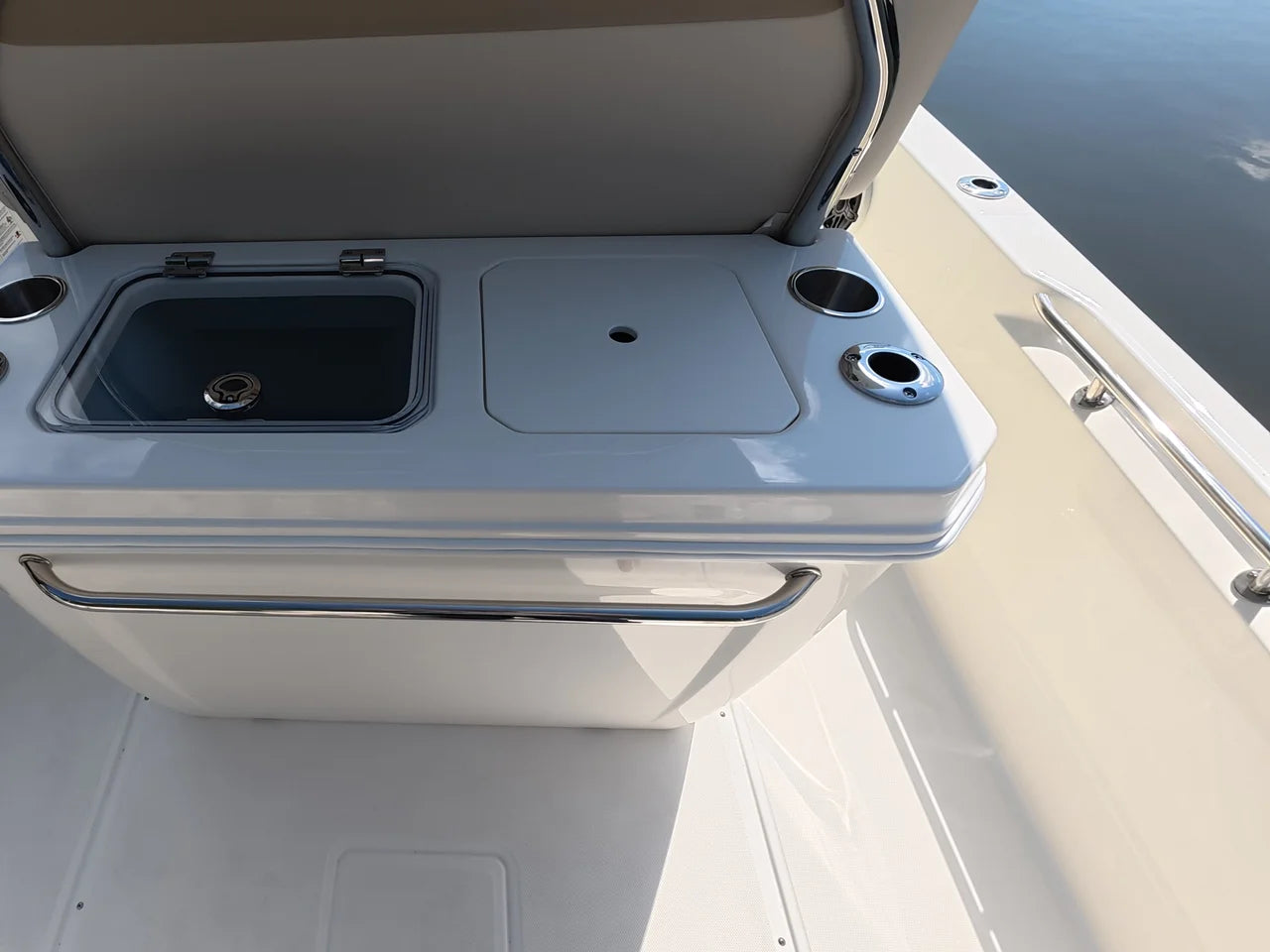 2027 Boston Whaler 280 Dauntless 28.0 feet, Clearwater, Florida #13