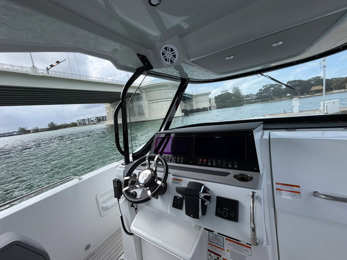 2026 Cruisers Yachts 38 VTR 38.0 feet, Jupiter, Florida #18