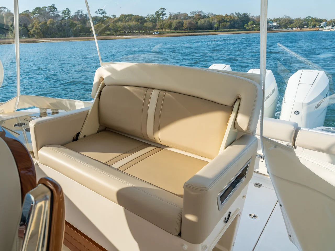 2026 Boston Whaler 350 Realm 35.0 feet, Wrightsville Beach, North Carolina #14