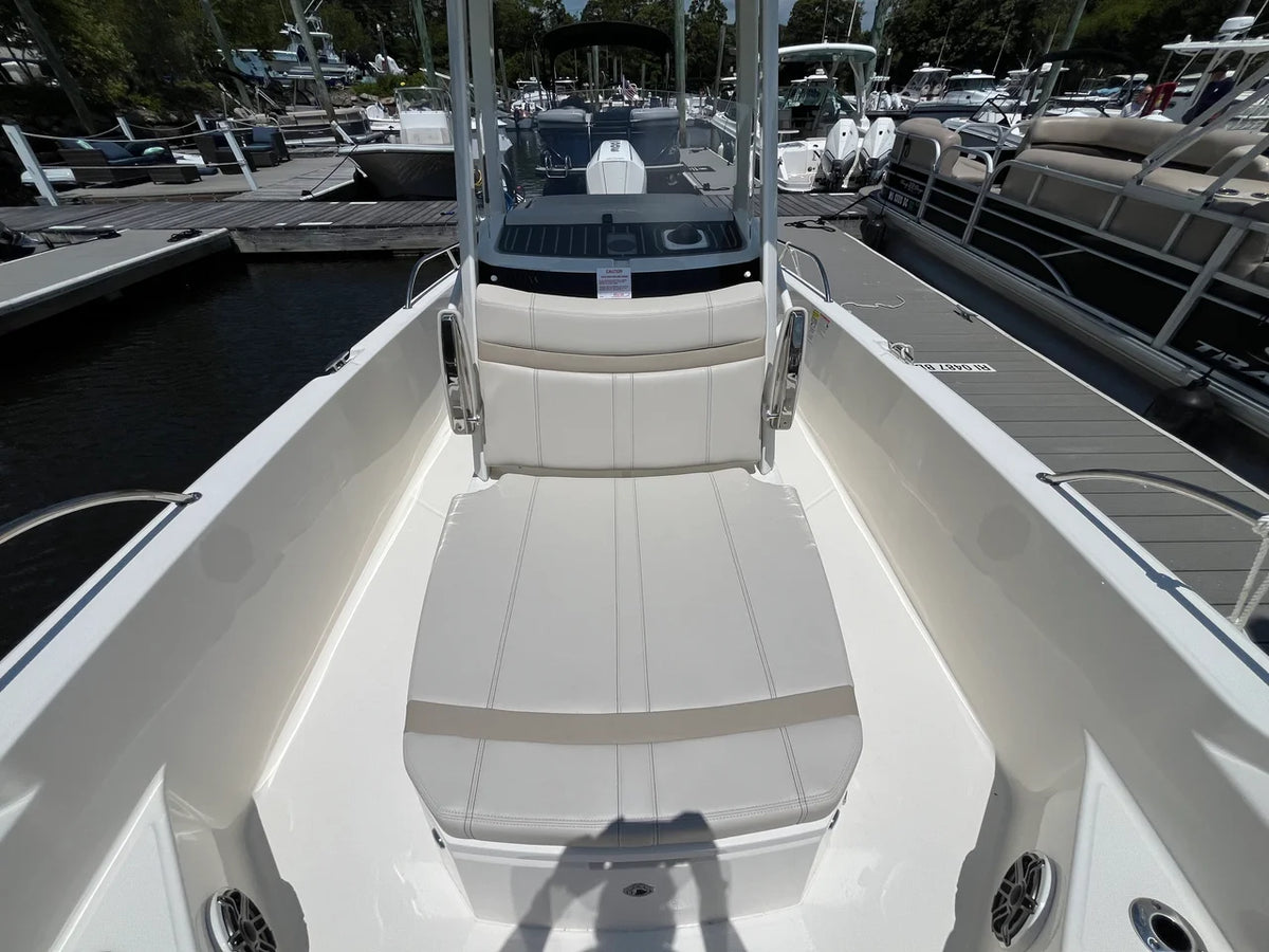 2026 Boston Whaler 250 Dauntless 25.0 feet, Wakefield, RI #27