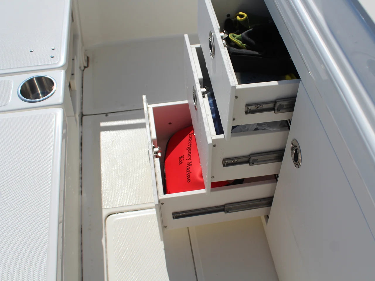 2025 Boston Whaler 250 DAUNTLESS 25.0 feet, Wilmington, NC #17