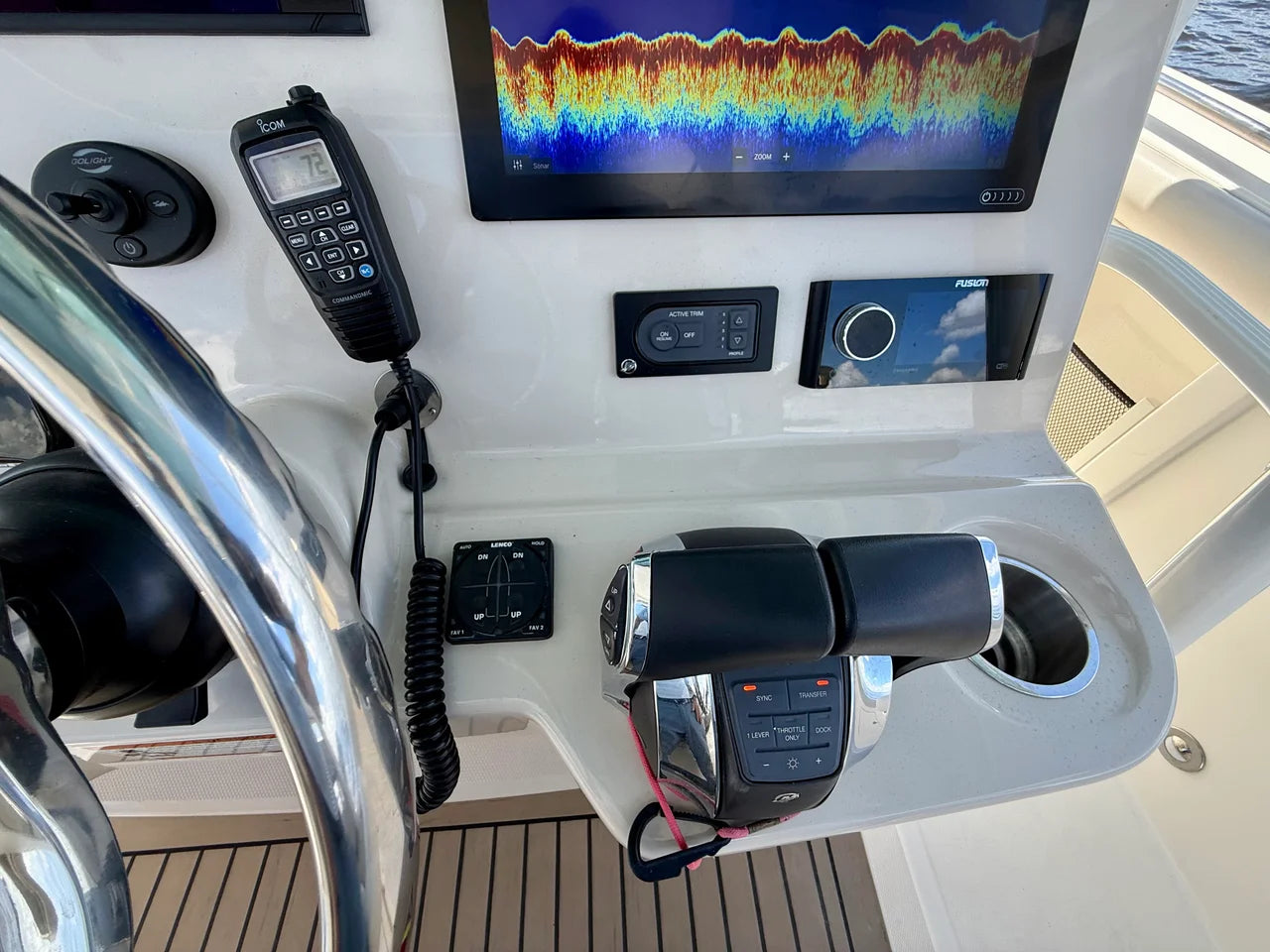 2022 Boston Whaler 350 OUTRAGE 35.0 feet, Fort Myers, FL #31