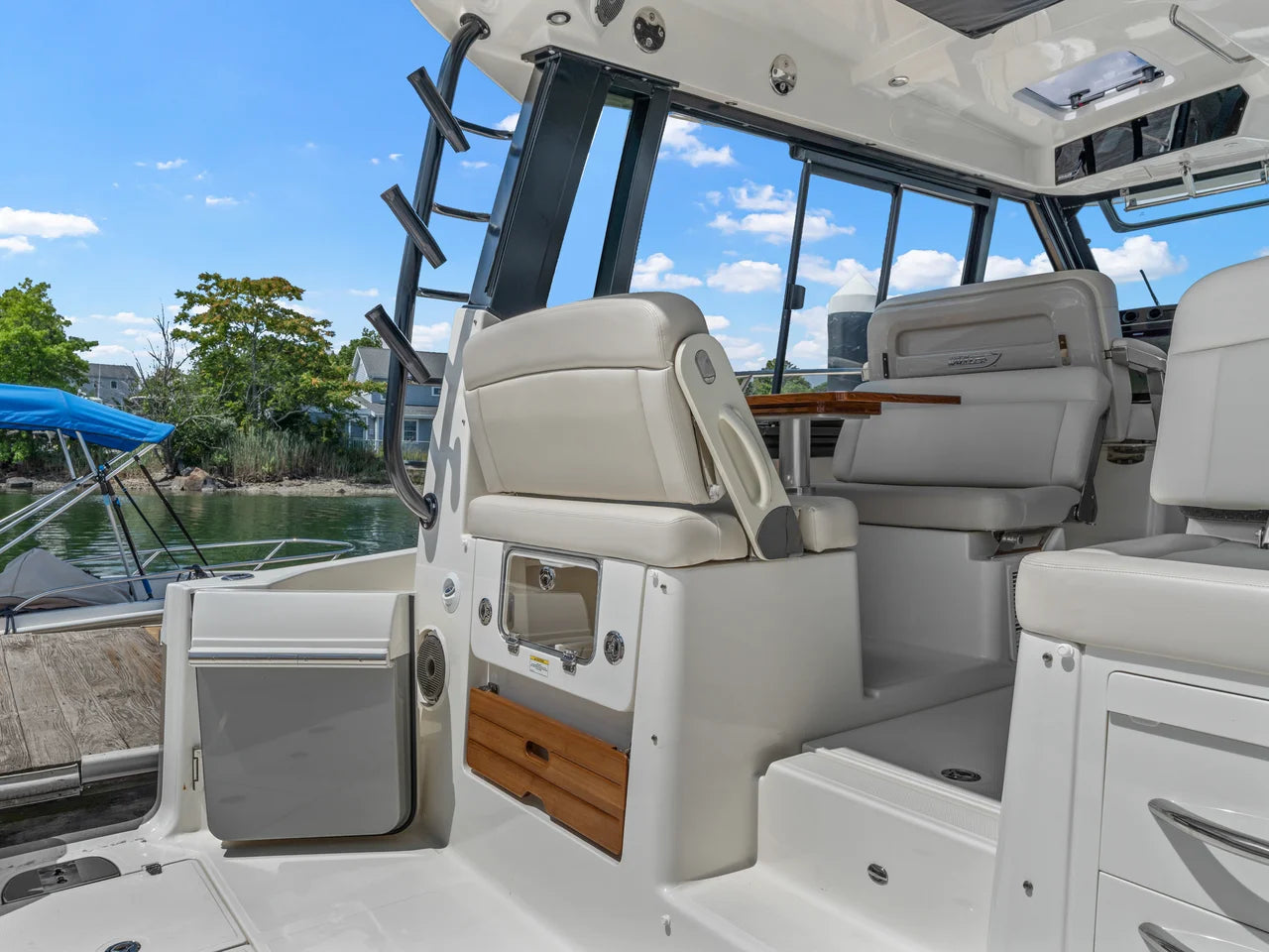 2025 Boston Whaler 405 Conquest 40.0 feet, Quincy, MA #14