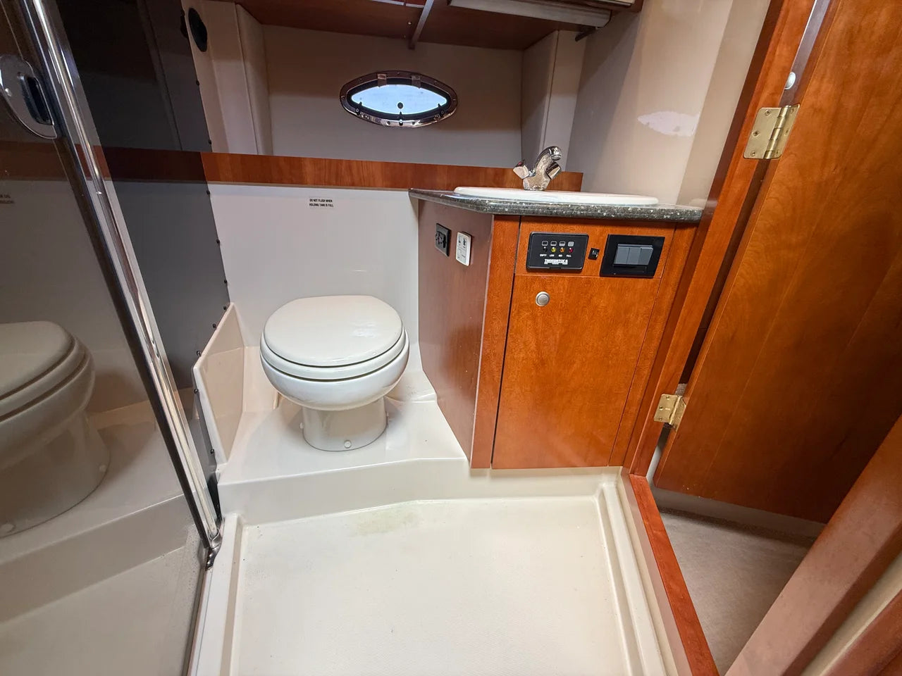 2007 Cruisers Yachts 420 EXPRESS 42.0 feet, Lewisville, TX #64