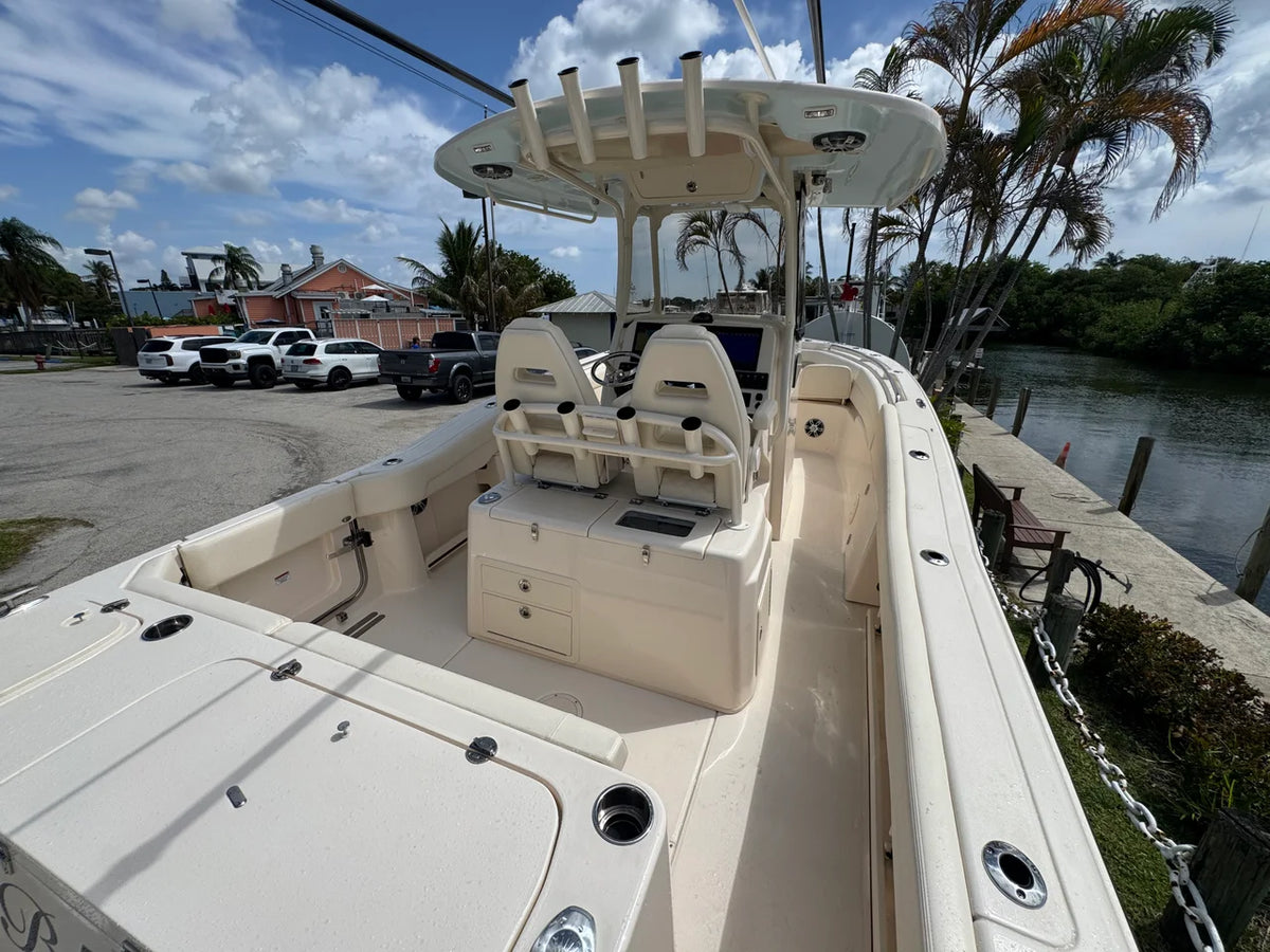 2025 Grady-White 271 CANYON 27.0 feet, Stuart, Florida #40