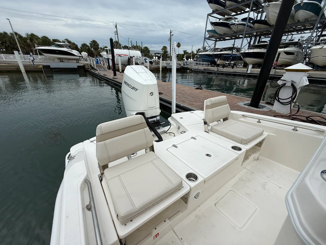 2026 Boston Whaler 250 Dauntless 25.0 feet, Sarasota, FL #22