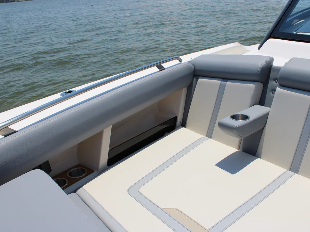2026 Boston Whaler 350 Realm 35.0 feet, Seabrook, TX #86