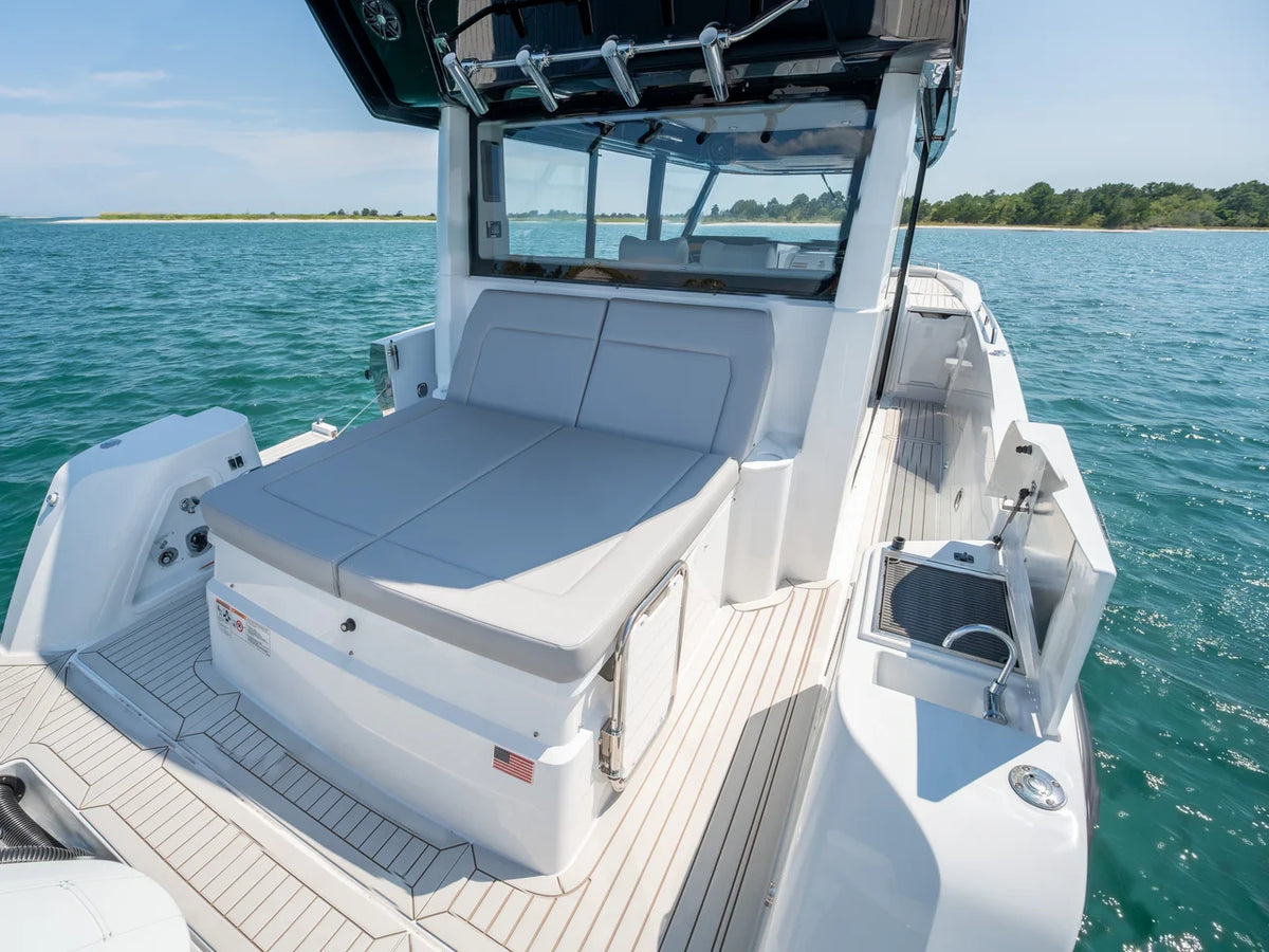 2027 Cruisers Yachts 38 VTR EC 38.0 feet, Wrightsville Beach, North Carolina #25