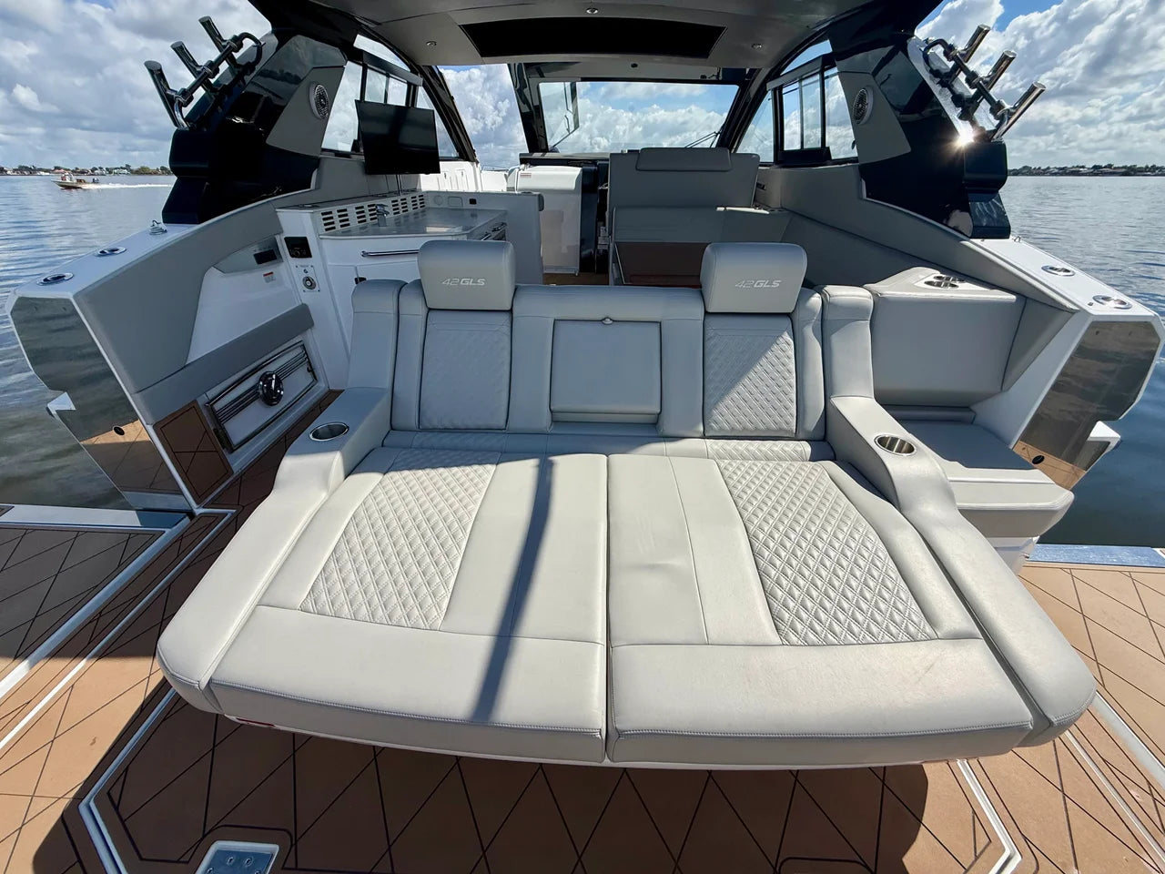 2024 Cruisers Yachts 42 GLS OB 42.0 feet, Fort Myers, FL #16