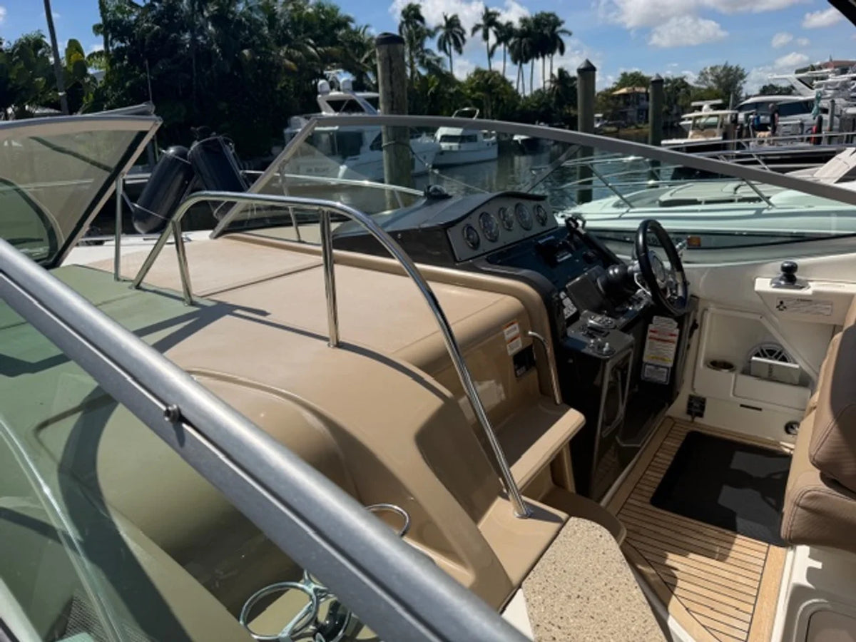 2016 Sea Ray SUNDANCER 330 33.0 feet, Miami, FL #51